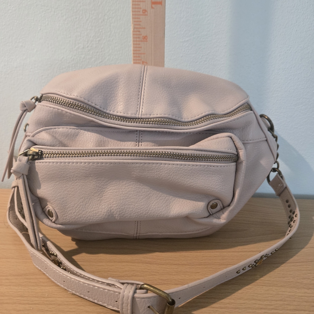 Elegant Cream Leather Crossbody Bag